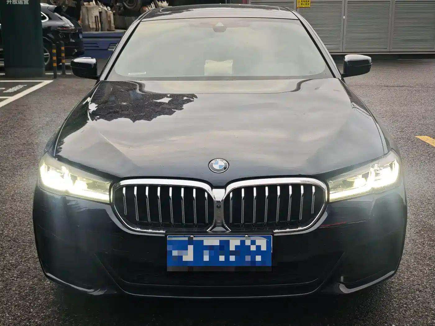 BMW 5 Series 2022 Facelift 3 530Li Luxury M Sport Package — миниатюра 6