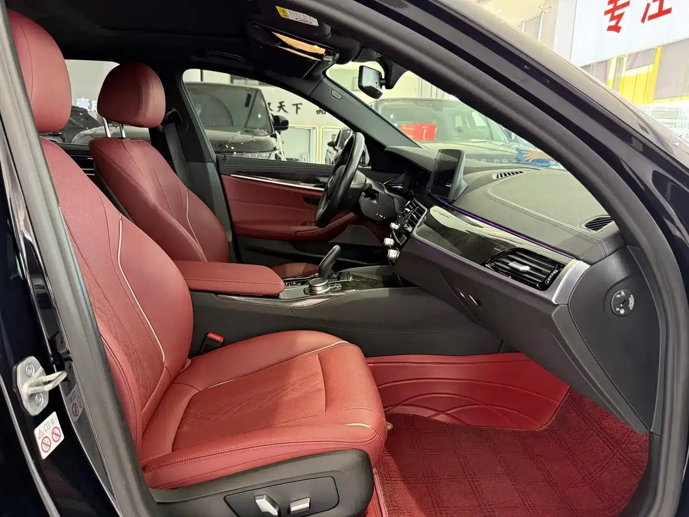 2021 BMW 5 Series Facelift 525Li M Sport Package — миниатюра 12