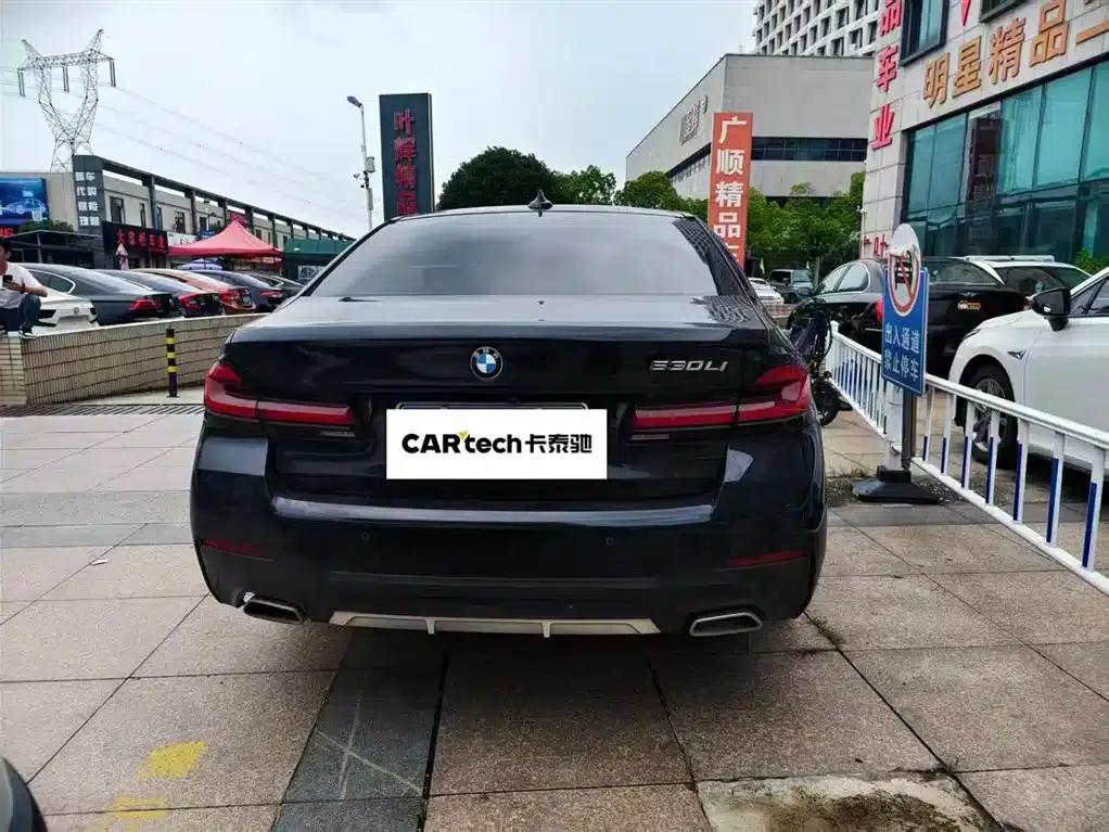BMW 5 Series 2022 Facelift II 530Li Leading Model M Sport Package — миниатюра 9