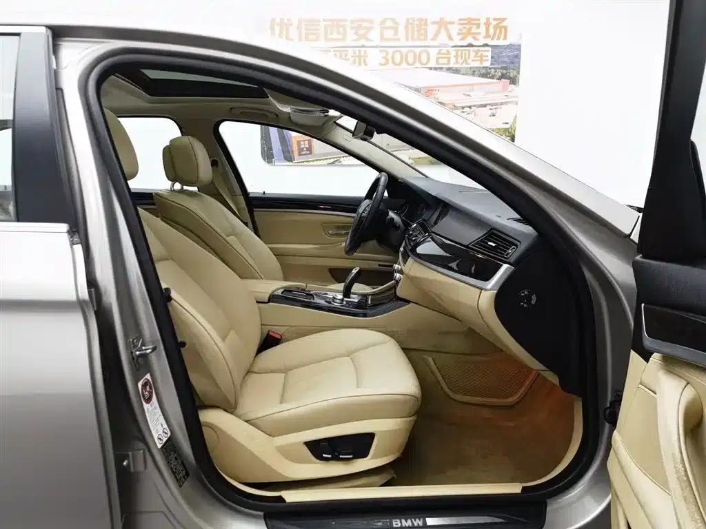 BMW 5 Series 2012 523Li Luxury — миниатюра 23