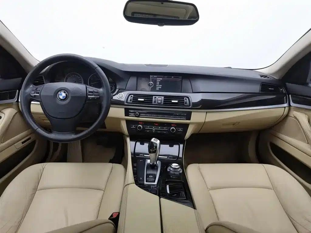BMW 5 Series 2012 523Li Luxury — миниатюра 5