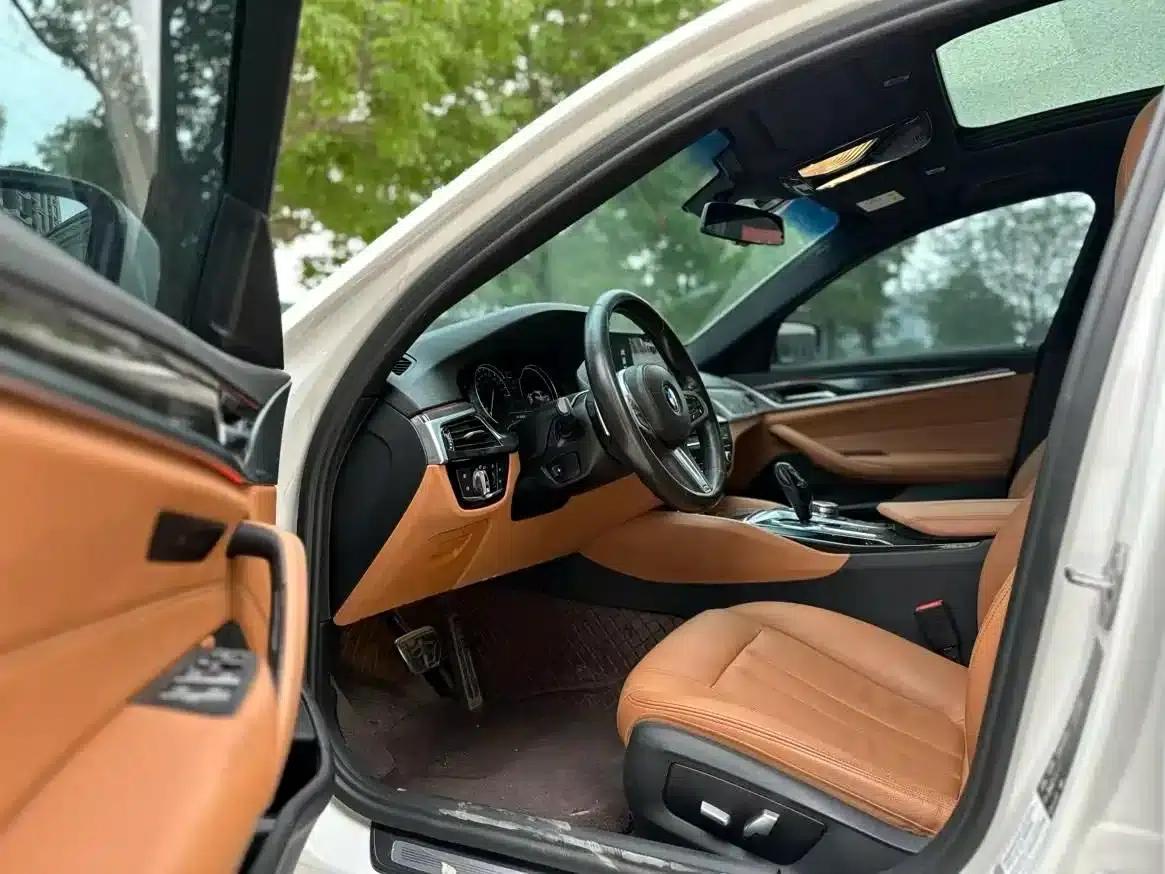 2018 BMW 5 Series 530Li xDrive M Sport Package — миниатюра 6