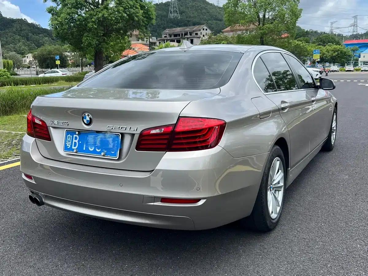 BMW 5 Series 2017 520Li Elegant Edition — миниатюра 5