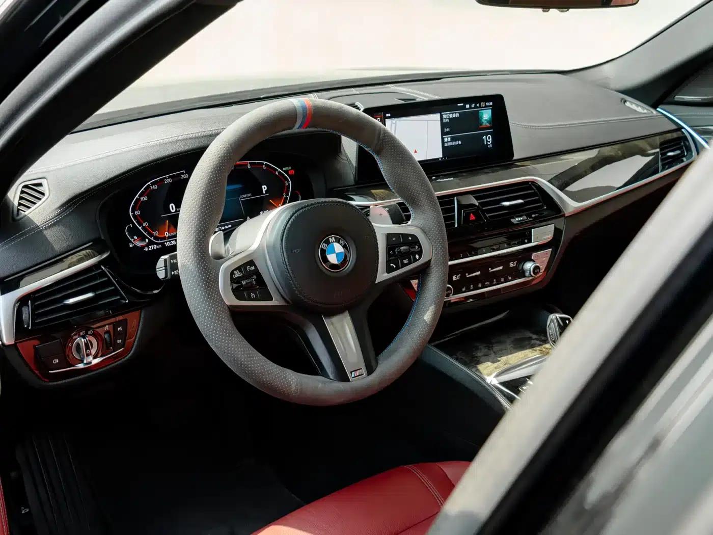 2020 BMW 5 Series 530Li xDrive M Sport Package — миниатюра 15