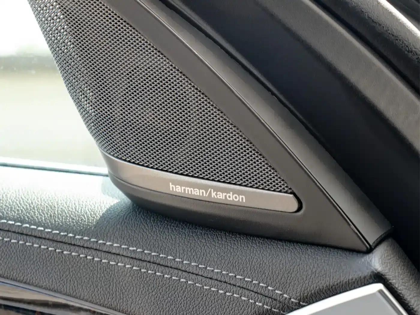 2020 BMW 5 Series 530Li xDrive M Sport Package — миниатюра 17