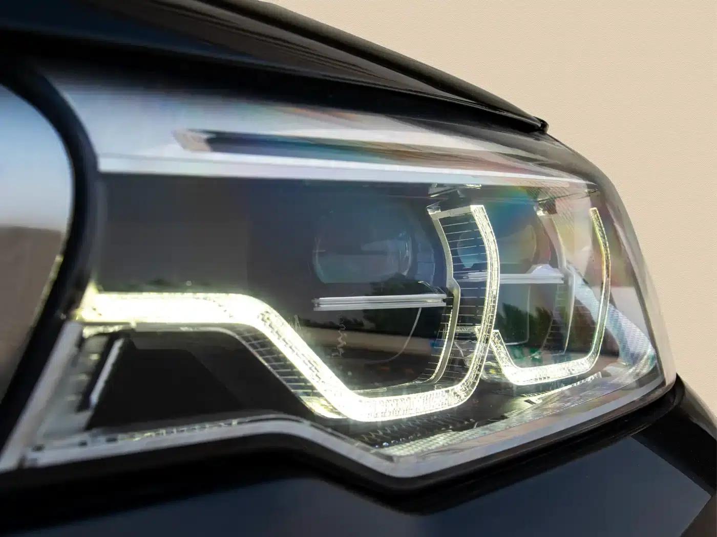 2020 BMW 5 Series 530Li xDrive M Sport Package — миниатюра 23