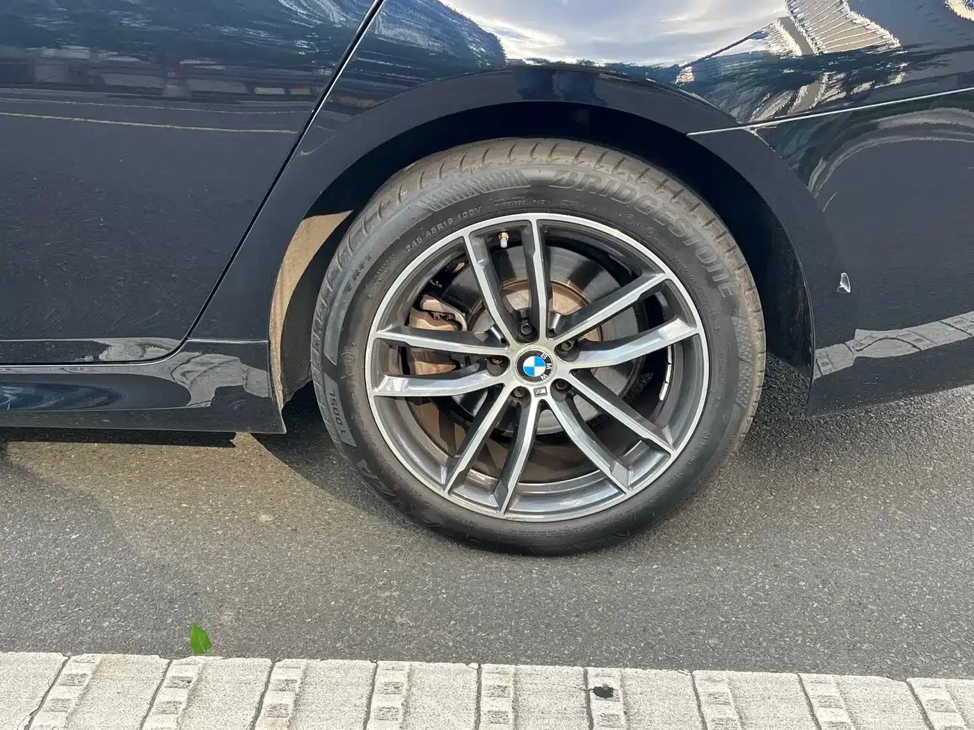 BMW 5 Series 2022 Facelift II 525Li M Sport Package — миниатюра 14