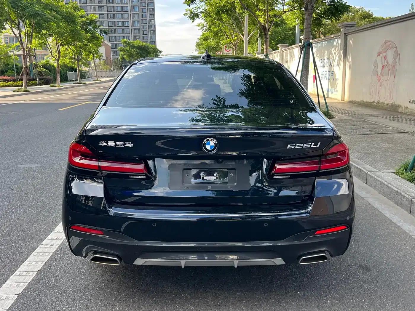 BMW 5 Series 2022 Facelift II 525Li M Sport Package — миниатюра 16