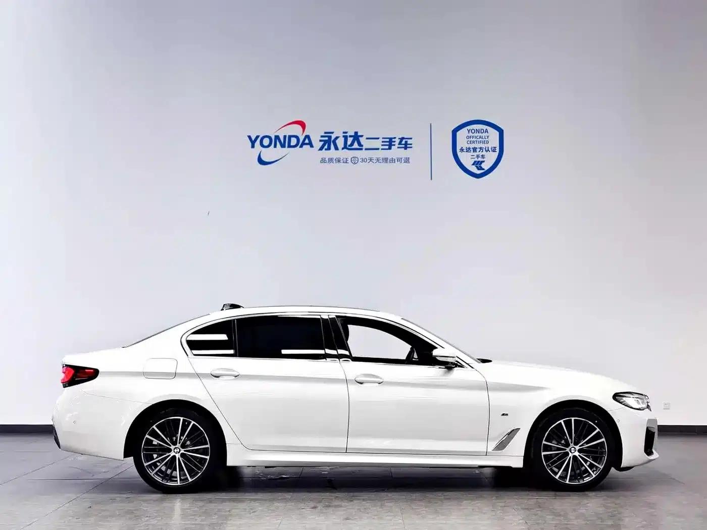 2023 BMW 5 Series 530Li Leading Edition M Sport Package — миниатюра 8