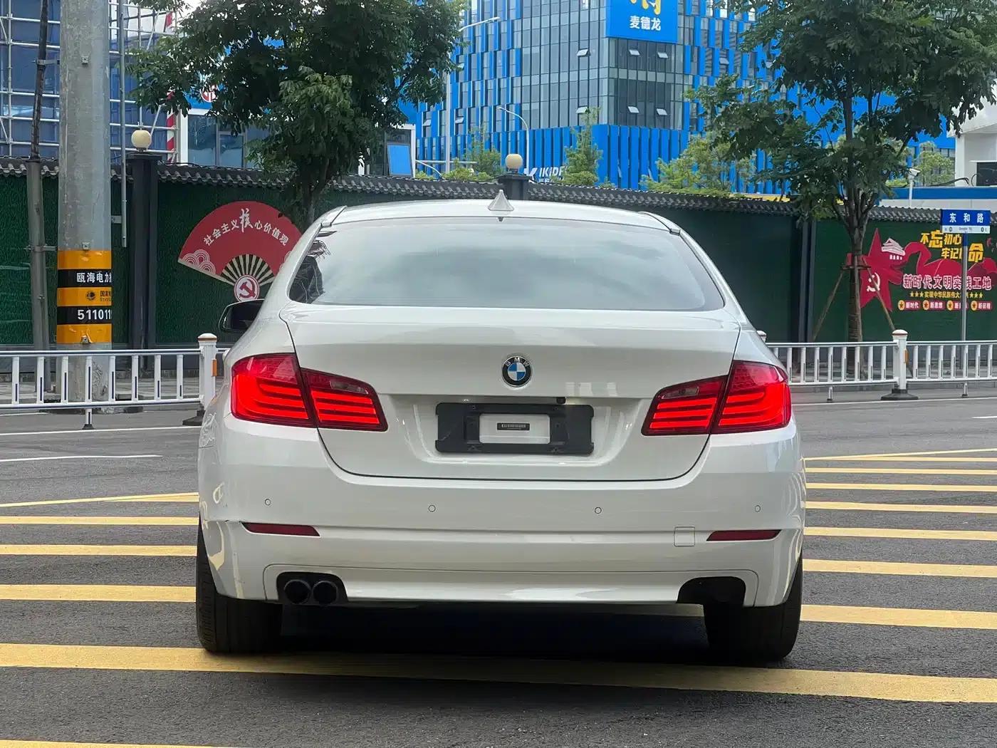 BMW 5 Series 2013 525Li Leading Edition — миниатюра 5