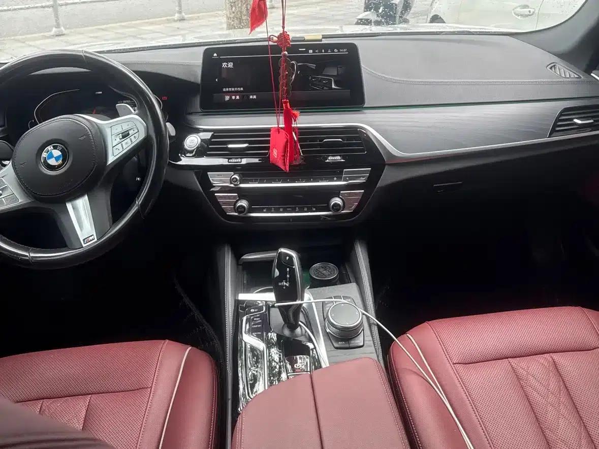 2023 BMW 5 Series 530Li Leading Edition M Sport Package — миниатюра 6
