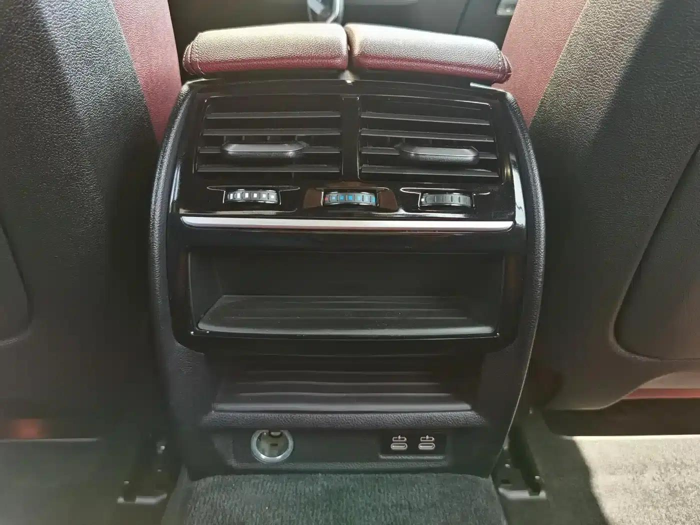 2022 BMW 5 Series 530Li Leading Edition M Sport Package — миниатюра 19