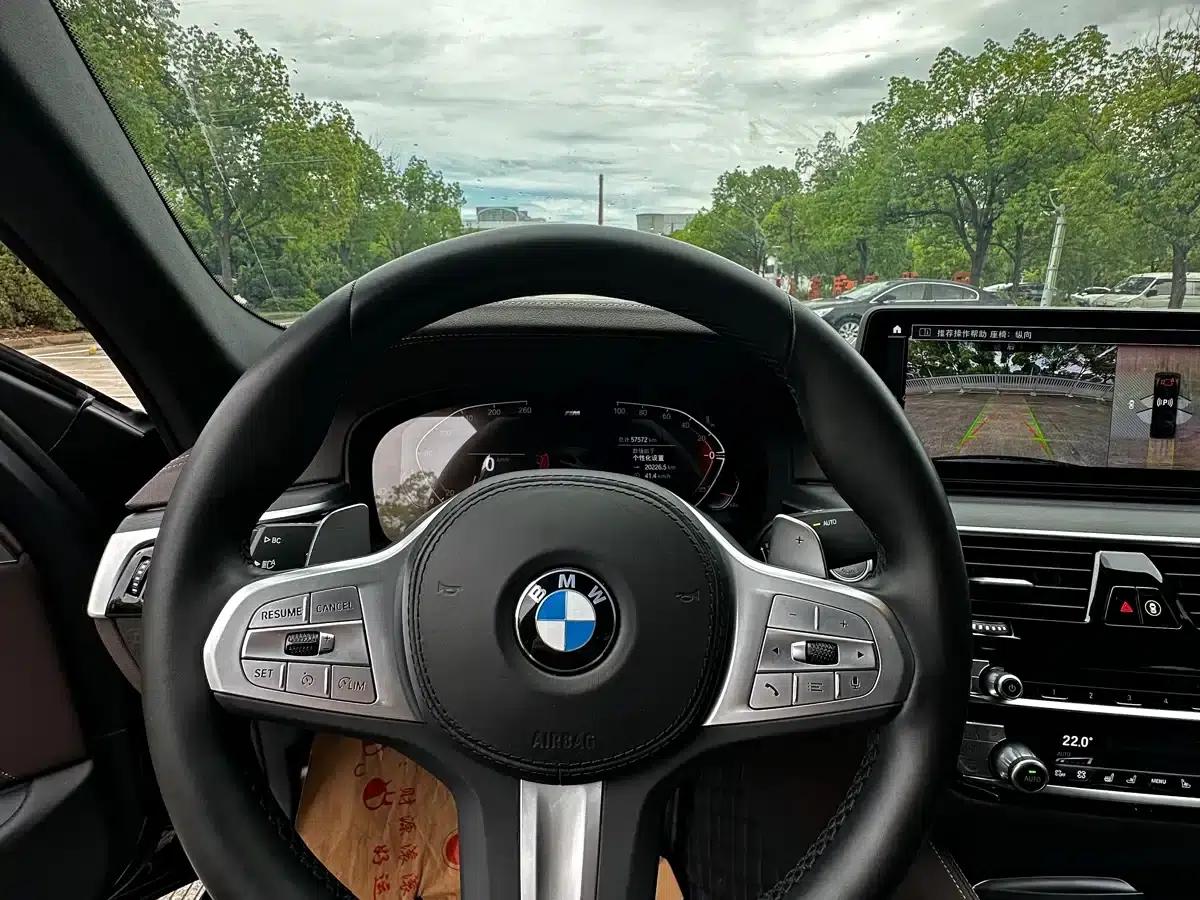 BMW 5 Series 2022 Facelift 3 530Li Luxury M Sport Package — миниатюра 14