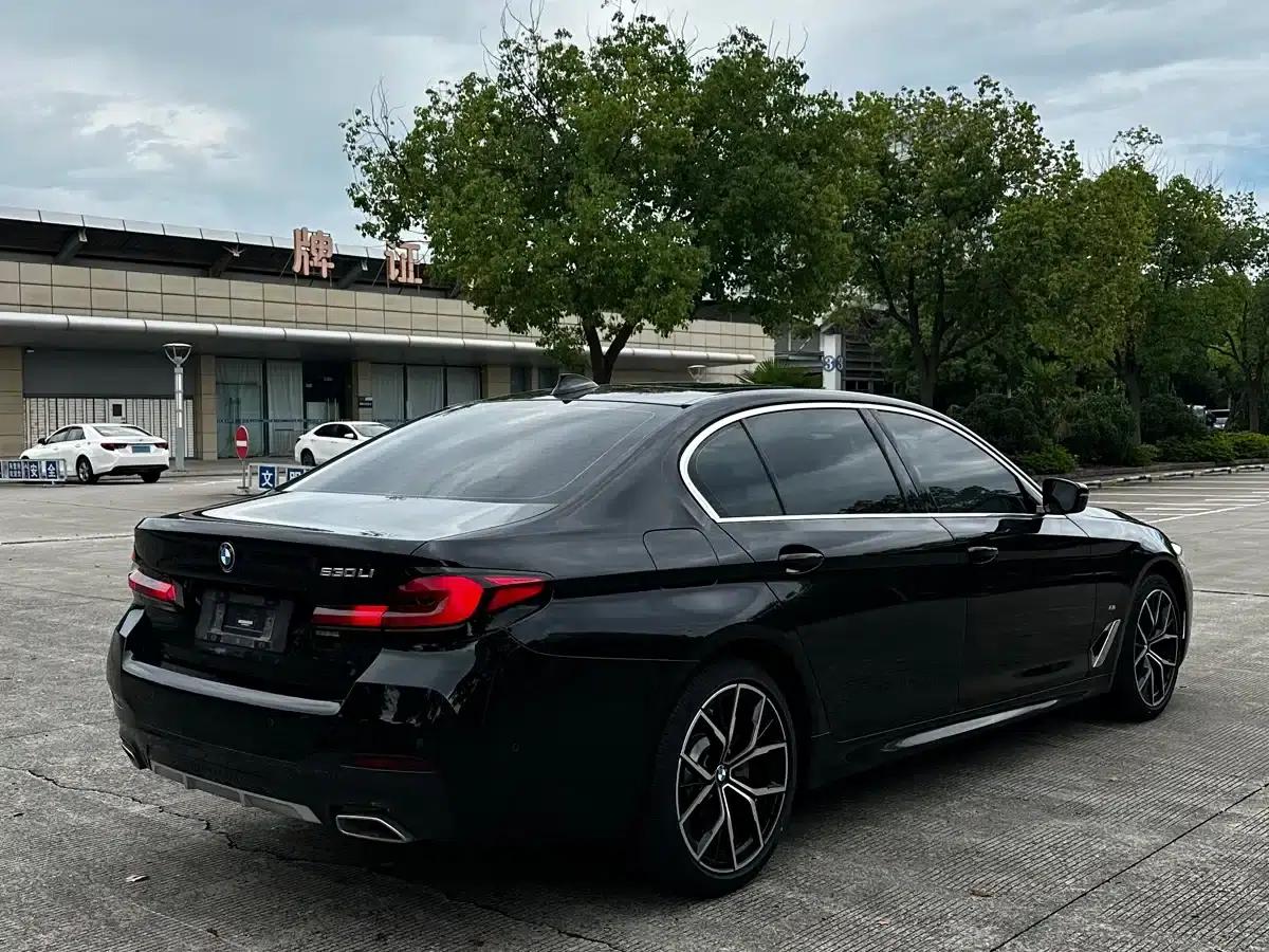 BMW 5 Series 2022 Facelift 3 530Li Luxury M Sport Package — миниатюра 6