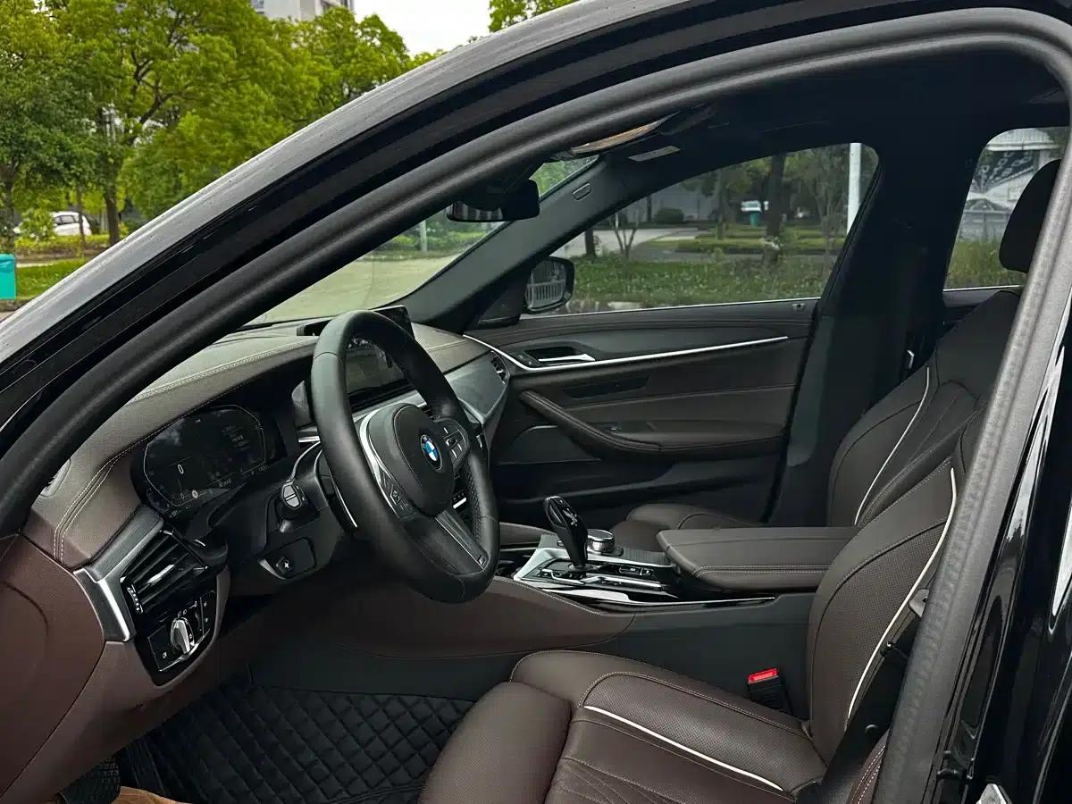 BMW 5 Series 2022 Facelift 3 530Li Luxury M Sport Package — миниатюра 7