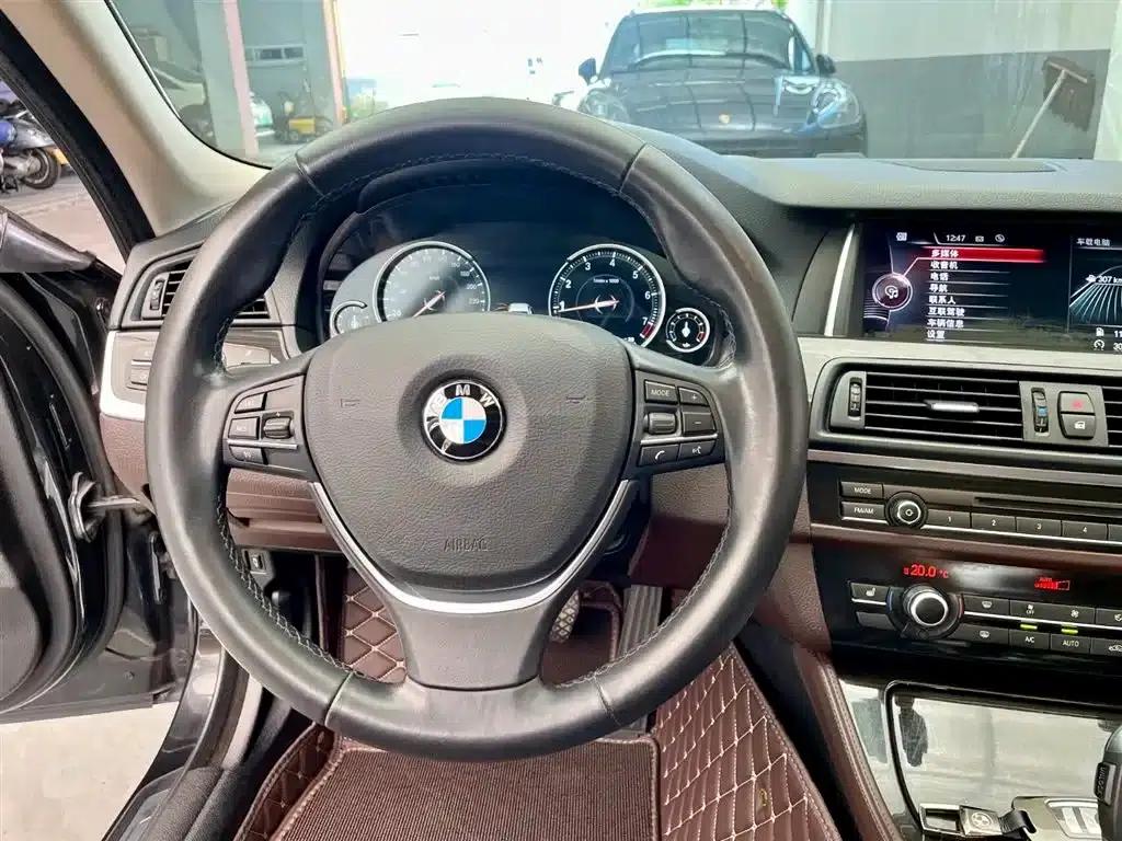 2017 BMW 5 Series 525Li Luxury Design Package — миниатюра 13