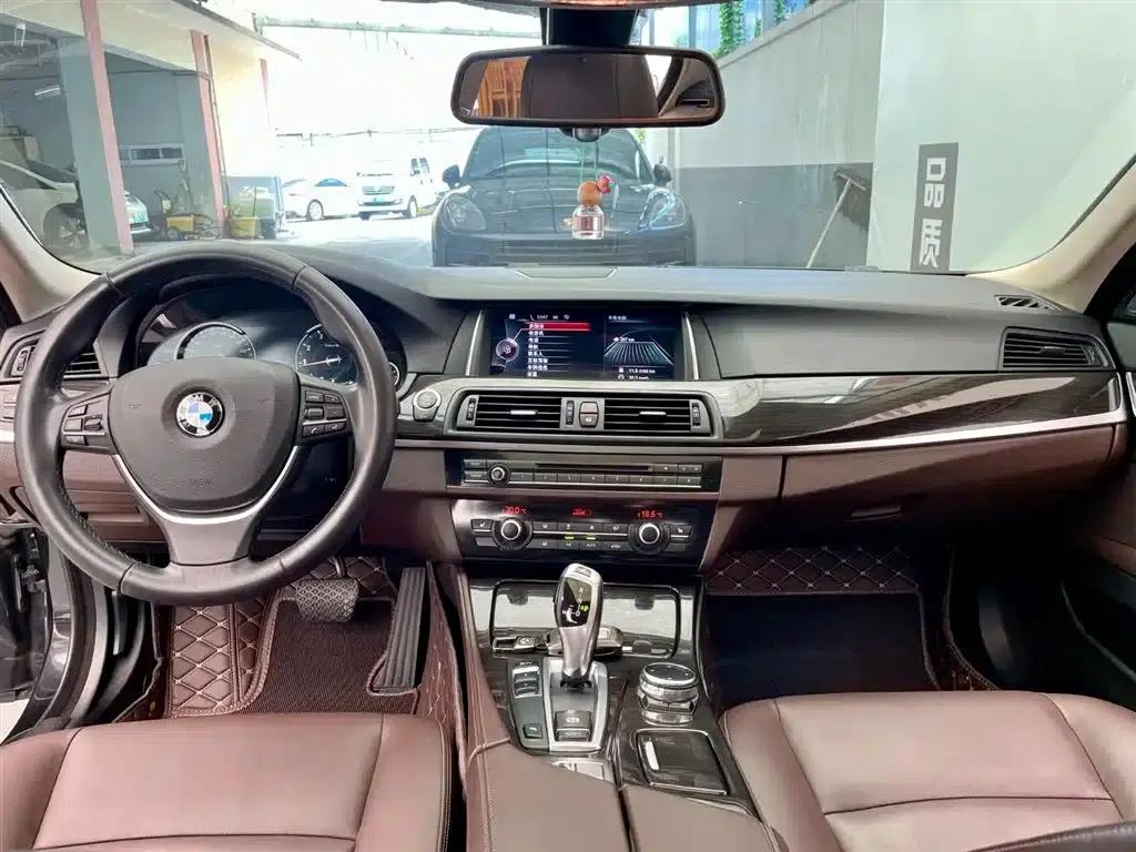 2017 BMW 5 Series 525Li Luxury Design Package — миниатюра 8