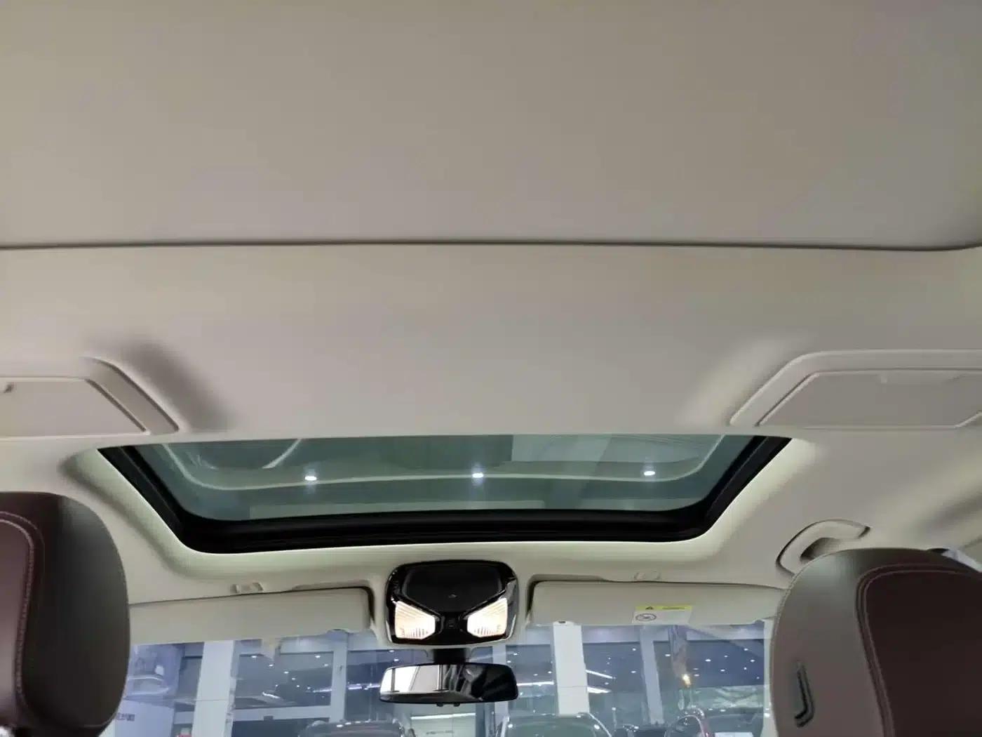 BMW 5 Series 2019 530Li Leading Luxury Package — миниатюра 13