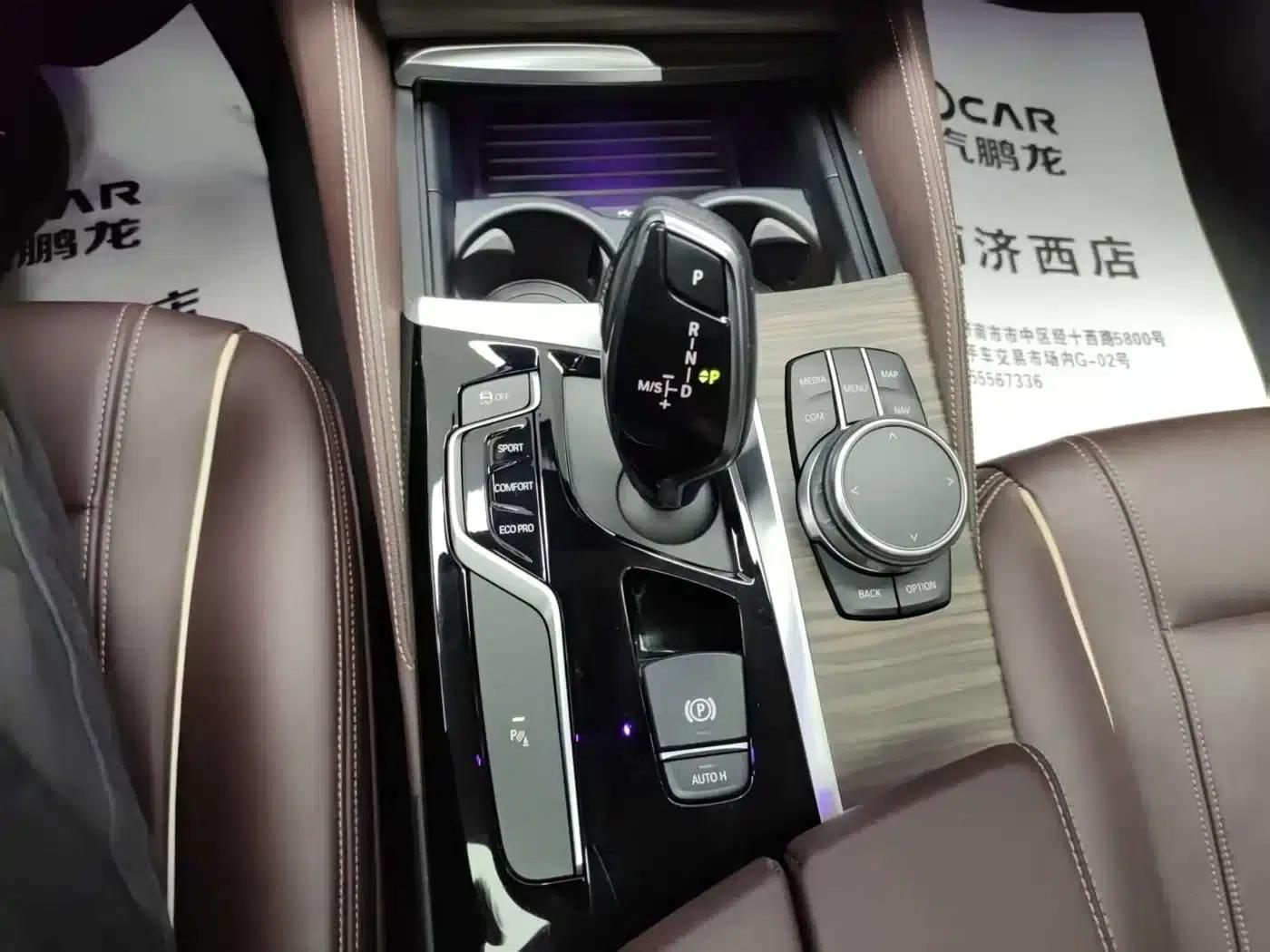 BMW 5 Series 2019 530Li Leading Luxury Package — миниатюра 20