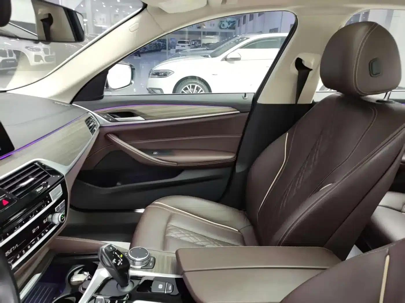 BMW 5 Series 2019 530Li Leading Luxury Package — миниатюра 28