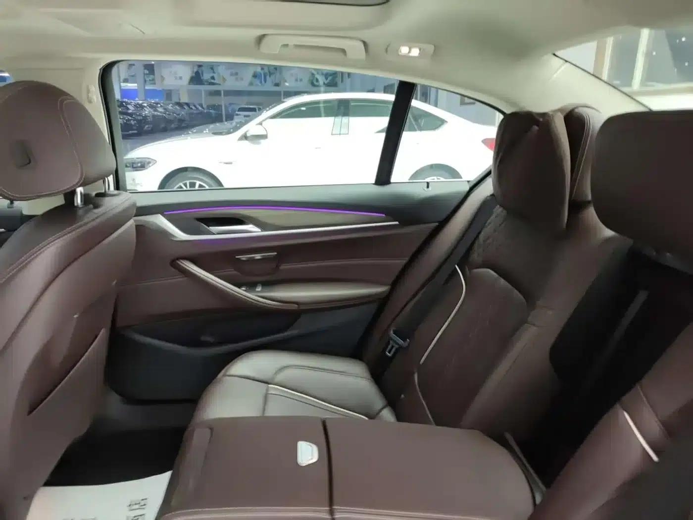 BMW 5 Series 2019 530Li Leading Luxury Package — миниатюра 29
