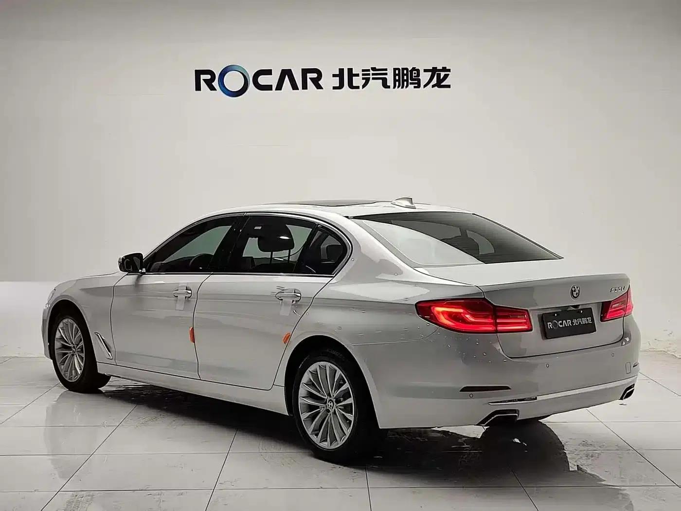 BMW 5 Series 2019 530Li Leading Luxury Package — миниатюра 4