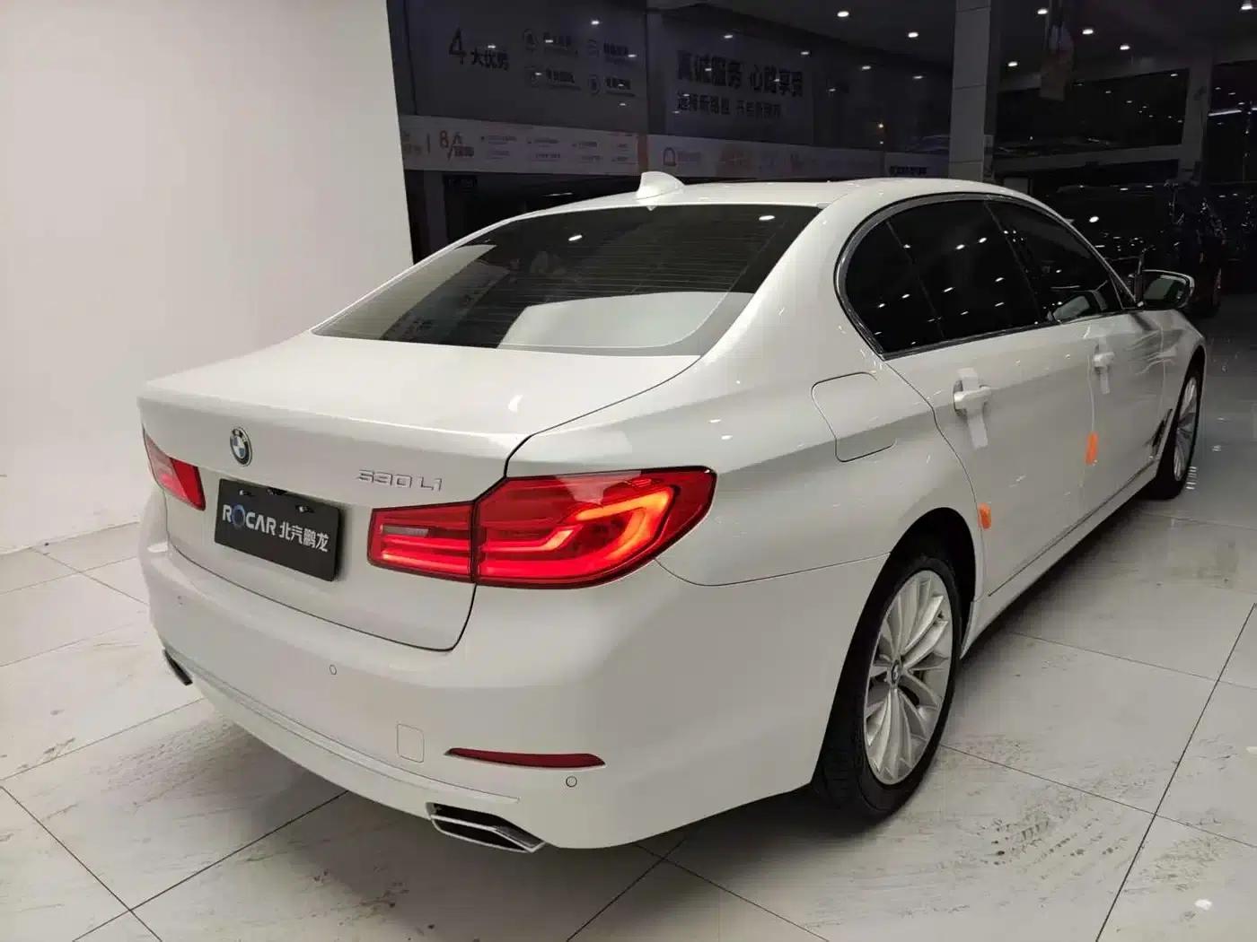 BMW 5 Series 2019 530Li Leading Luxury Package — миниатюра 31