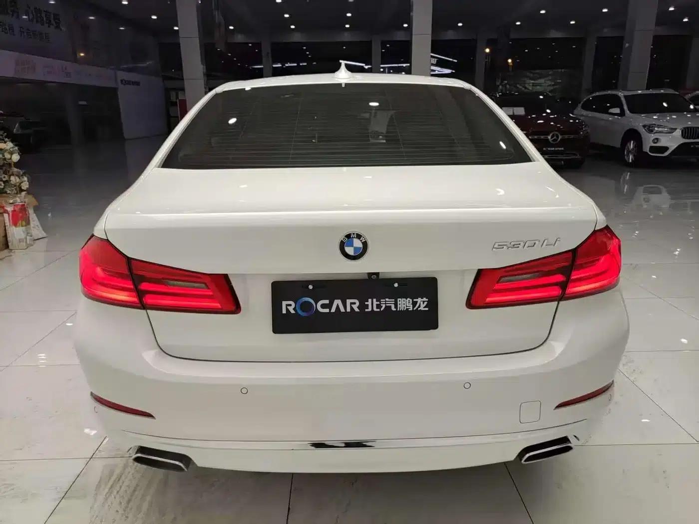 BMW 5 Series 2019 530Li Leading Luxury Package — миниатюра 33