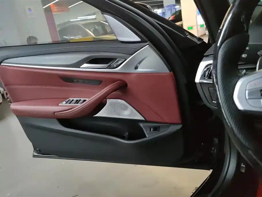 2023 BMW 5 Series Facelift 530Li Leading Edition M Sport Package — миниатюра 7