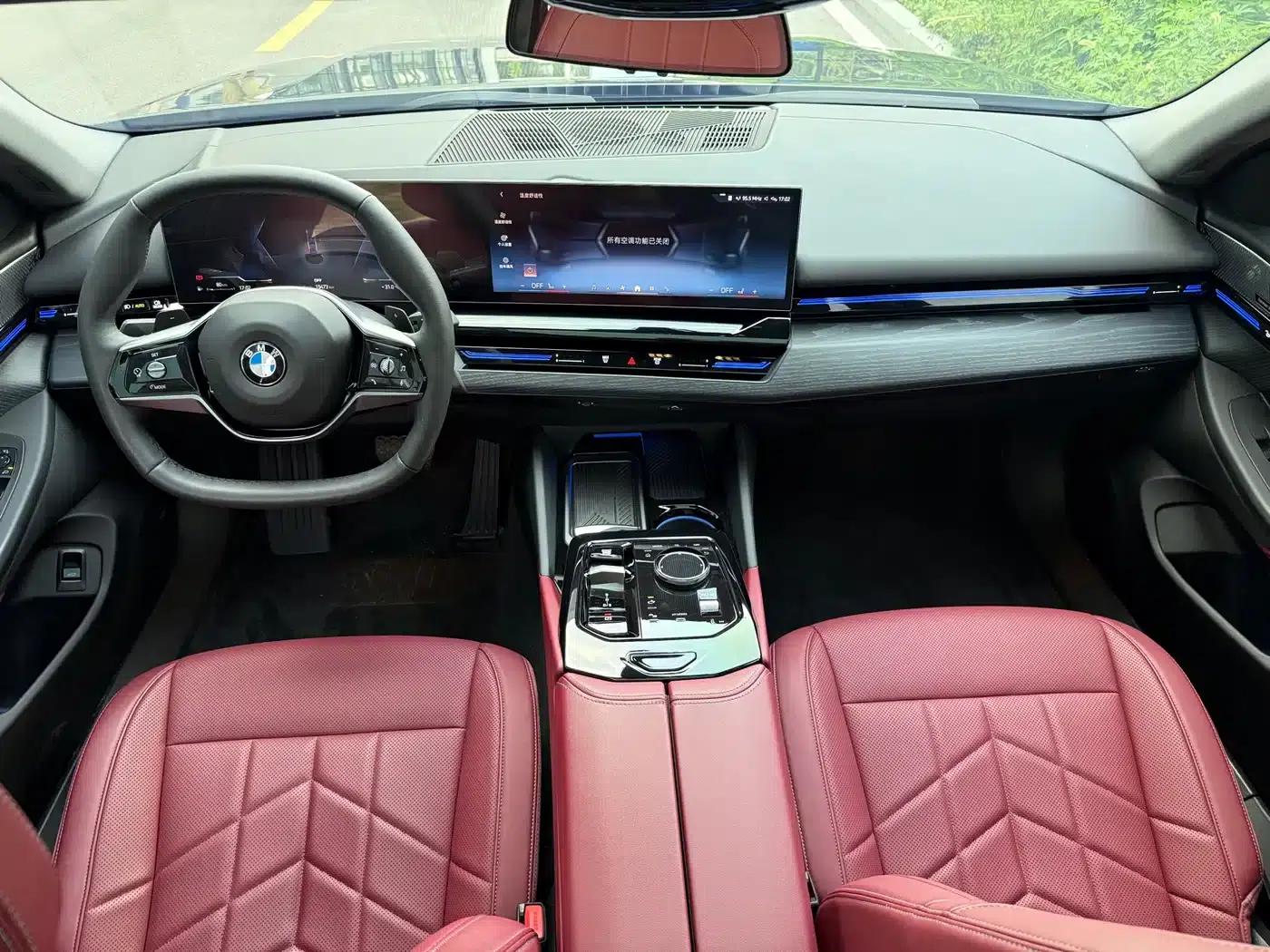 2024 BMW 5 Series 525Li Luxury Package — миниатюра 18