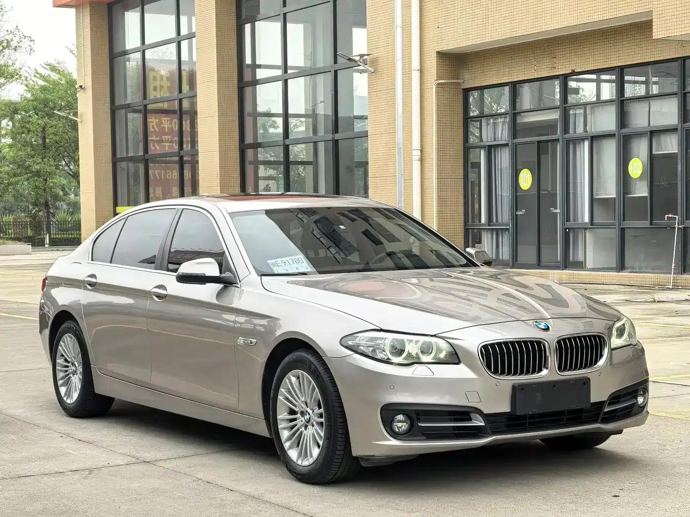 2014 BMW 5 Series 525Li Leading Edition — миниатюра 3