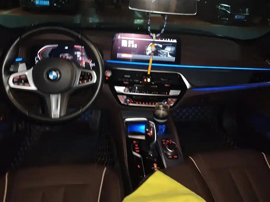 2022 BMW 5 Series Facelift 530Li Leading Edition M Sport Package — миниатюра 12