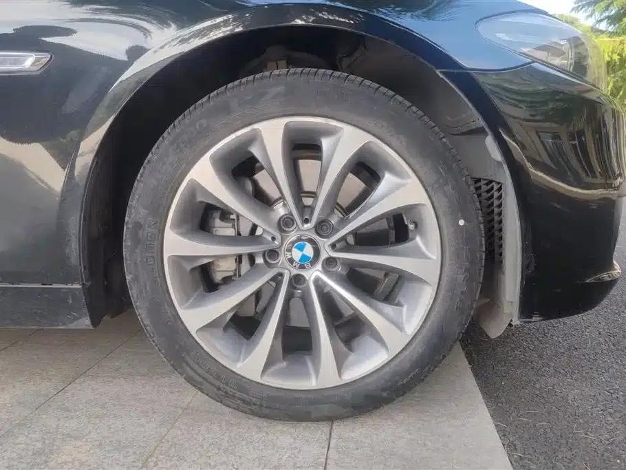 2014 BMW 5 Series 528Li Leading Edition — миниатюра 6