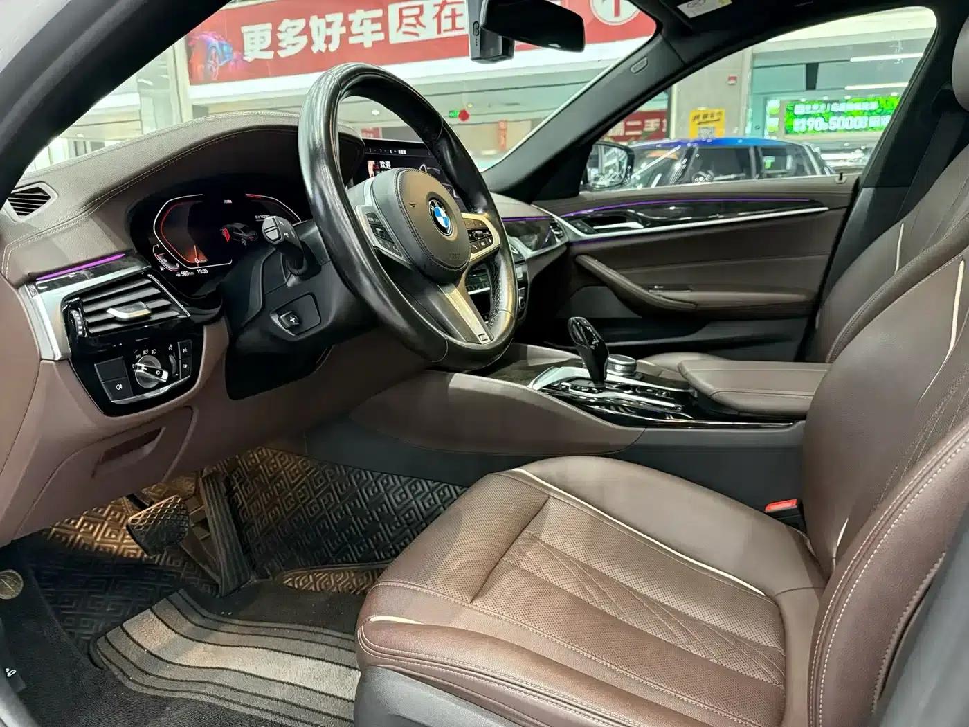 2021 BMW 5 Series 525Li M Sport Package — миниатюра 4