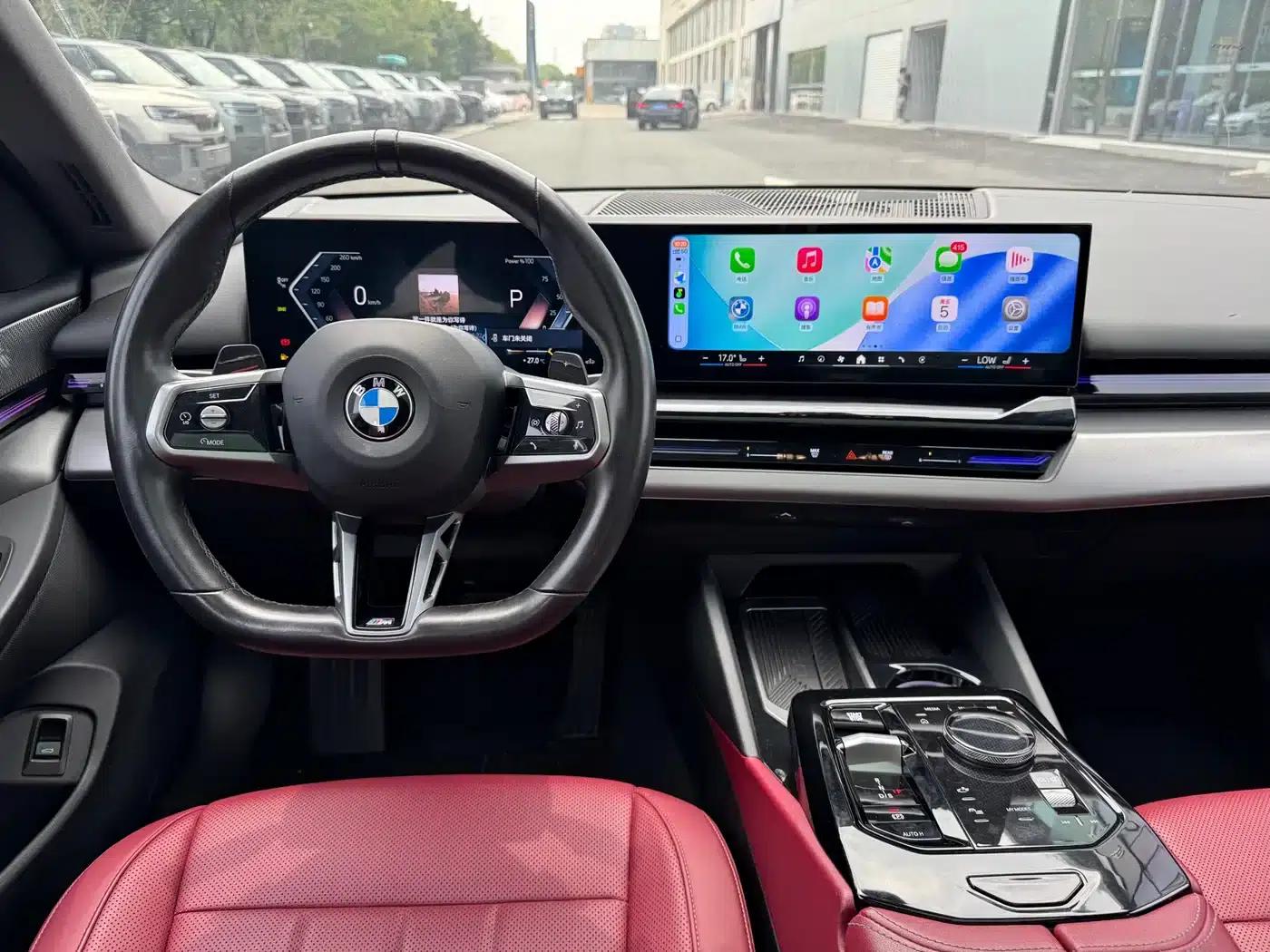2024 BMW 5 Series 525Li M Sport Package — миниатюра 16