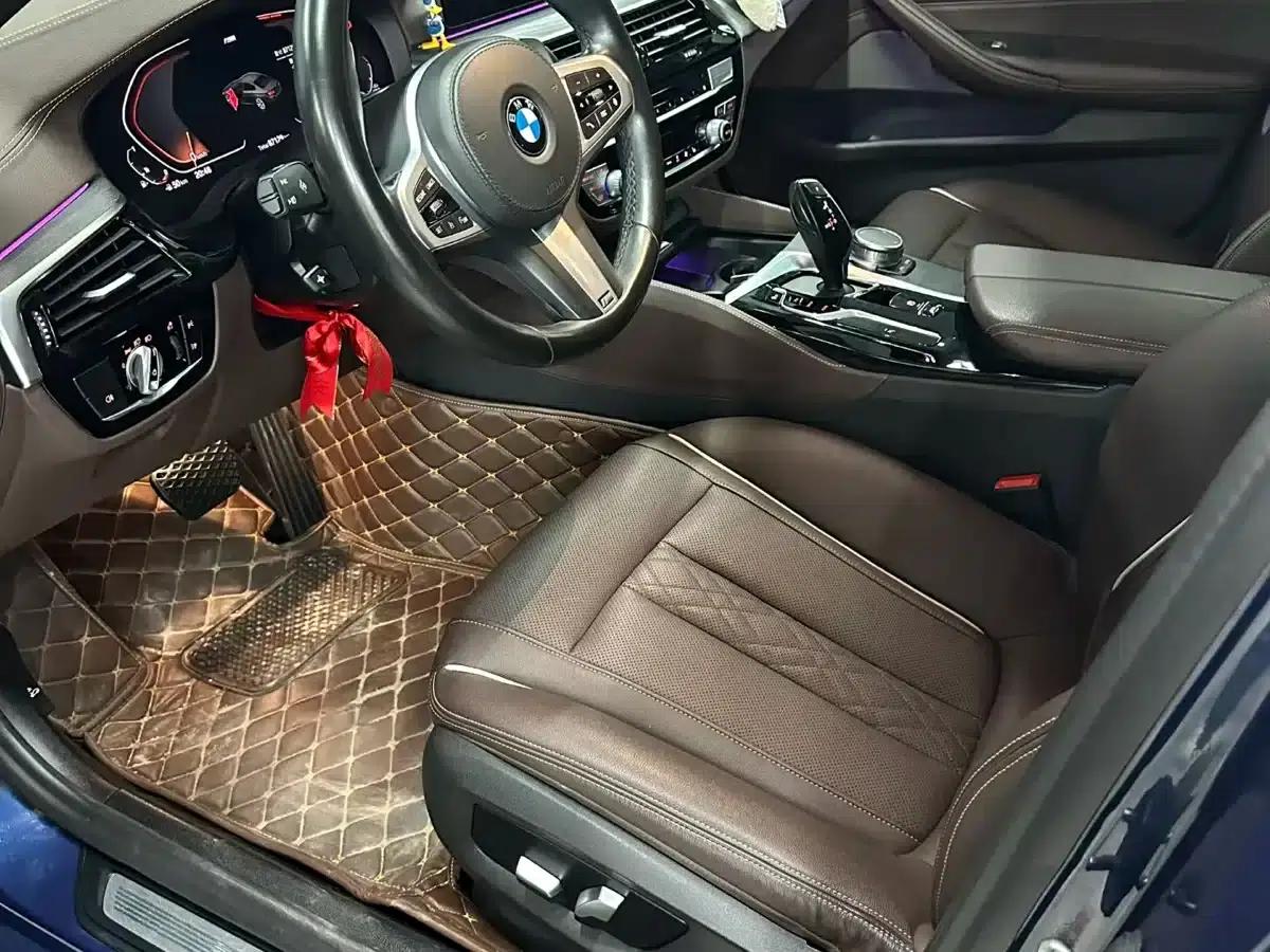 2021 BMW 5 Series 530Li Leading Edition M Sport Package — миниатюра 7