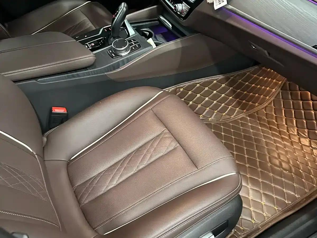 2021 BMW 5 Series 530Li Leading Edition M Sport Package — миниатюра 8