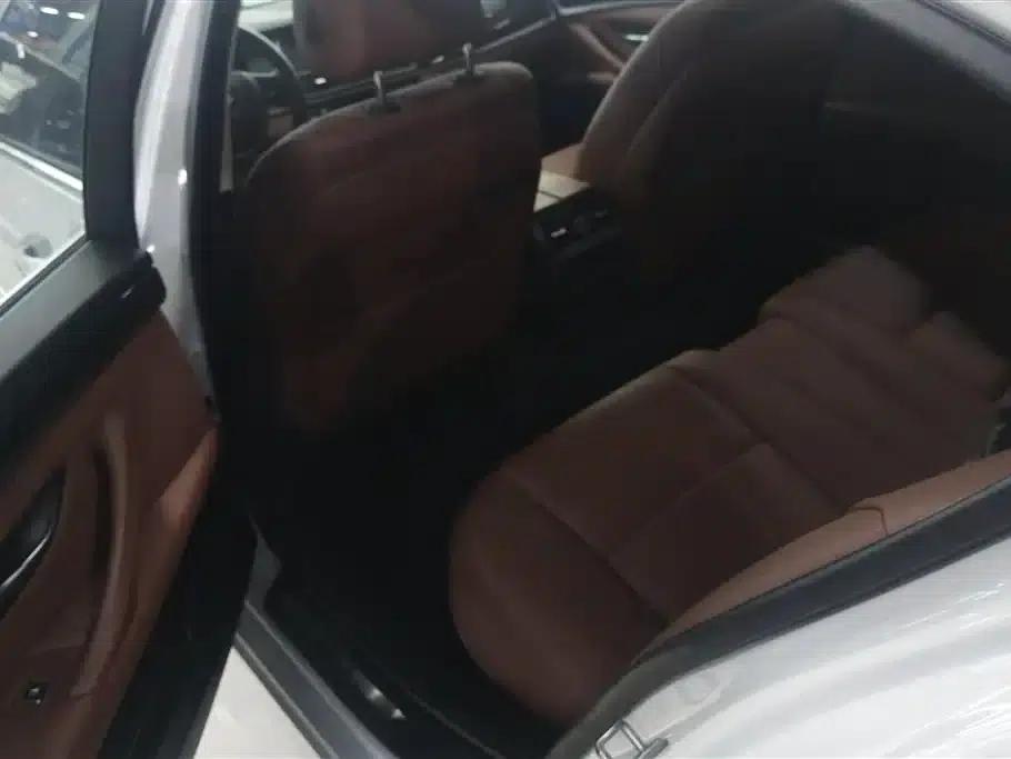 BMW 5 Series 2017 525Li Leading Edition — миниатюра 11
