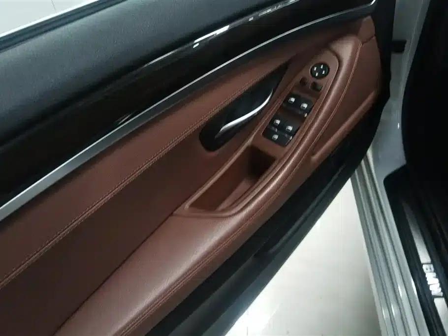 BMW 5 Series 2017 525Li Leading Edition — миниатюра 7