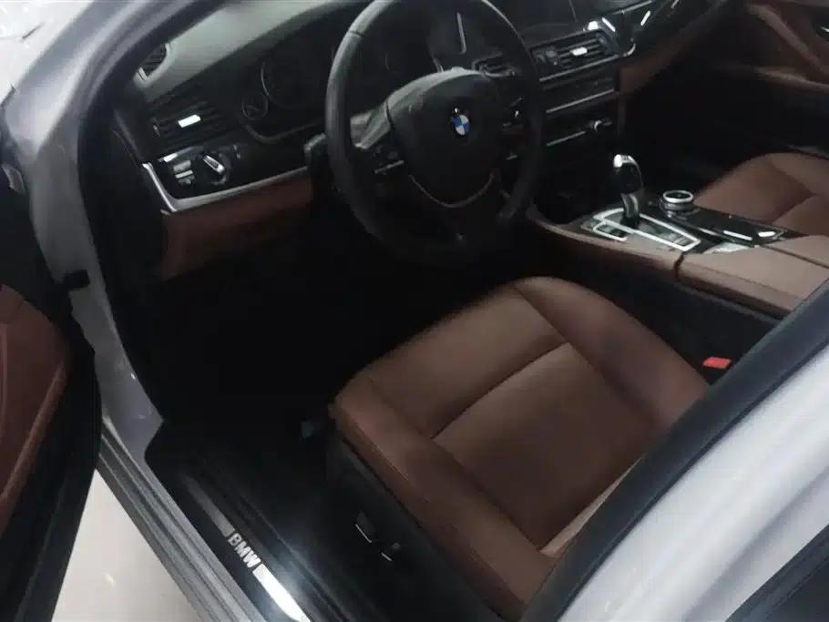 BMW 5 Series 2017 525Li Leading Edition — миниатюра 9
