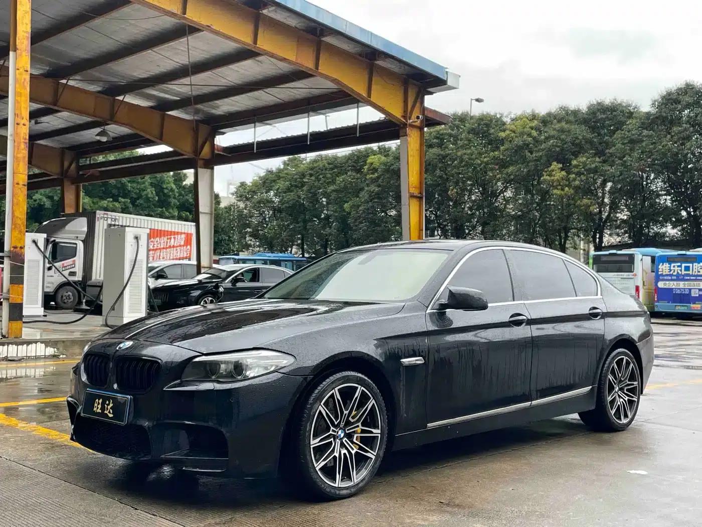 BMW 5 Series 2012 523Li Leading Edition — миниатюра 1