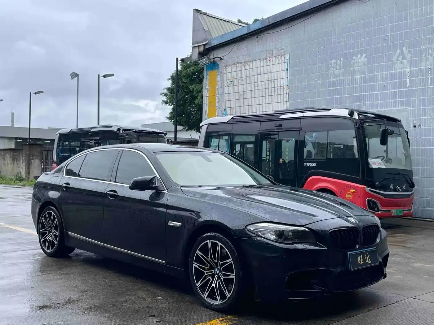 BMW 5 Series 2012 523Li Leading Edition — миниатюра 3