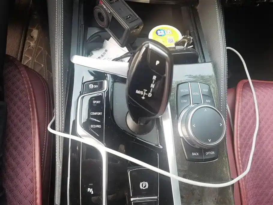 BMW 5 Series 2022 Facelift II 525Li M Sport Package — миниатюра 16