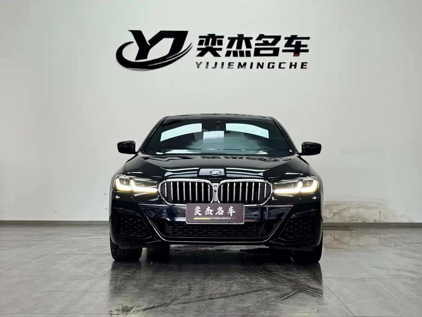 BMW 5 Series 2022 Facelift 3 530Li Luxury M Sport Package — миниатюра 2