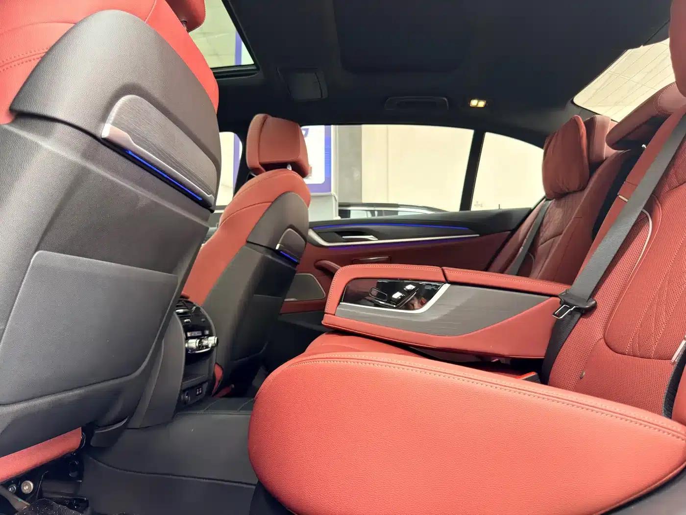 BMW 5 Series 2022 Facelift 3 530Li Luxury M Sport Package — миниатюра 6
