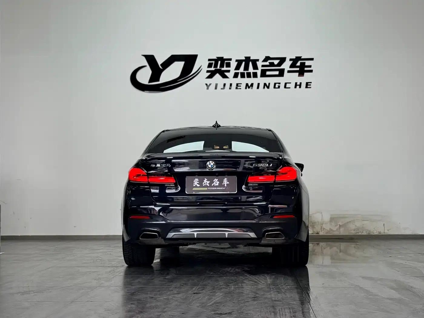 BMW 5 Series 2022 Facelift 3 530Li Luxury M Sport Package — миниатюра 8
