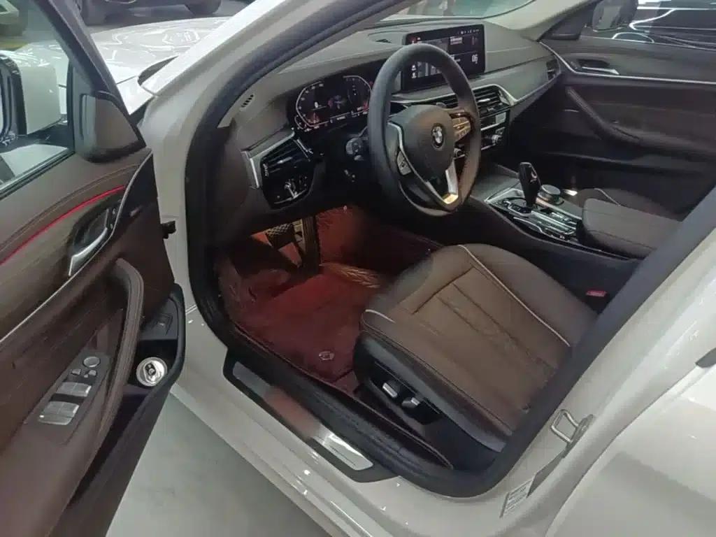 BMW 5 Series 2022 Facelift 530Li Leading Luxury Package — миниатюра 16