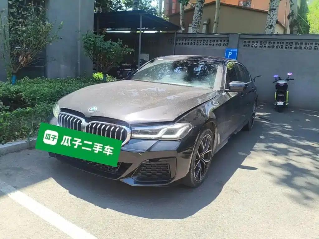 2023 BMW 5 Series 530Li Luxury M Sport Package — миниатюра 2