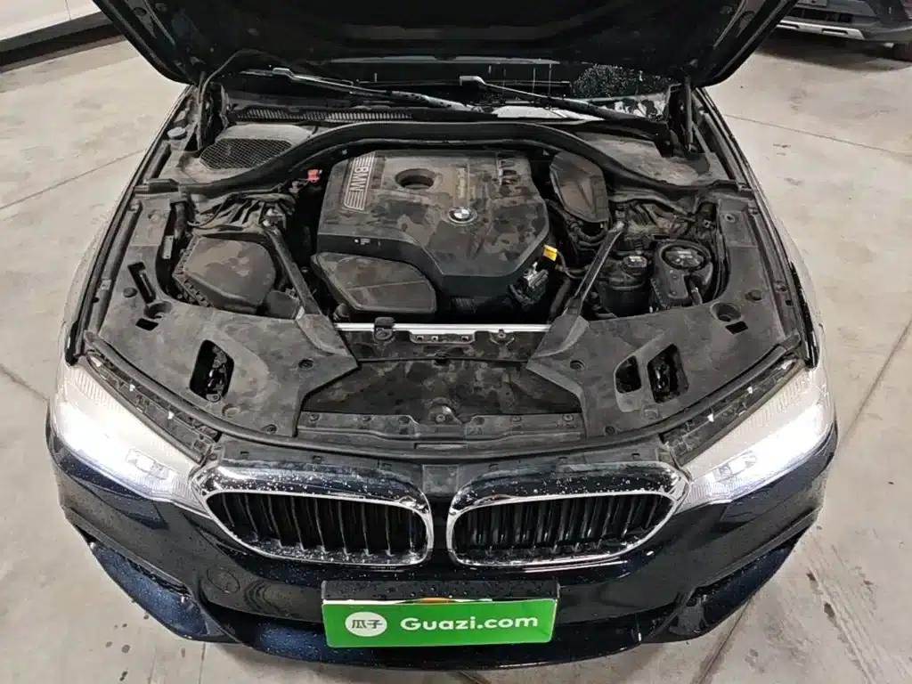 2018 BMW 5 Series 530Li Leading Edition M Sport Package — миниатюра 20