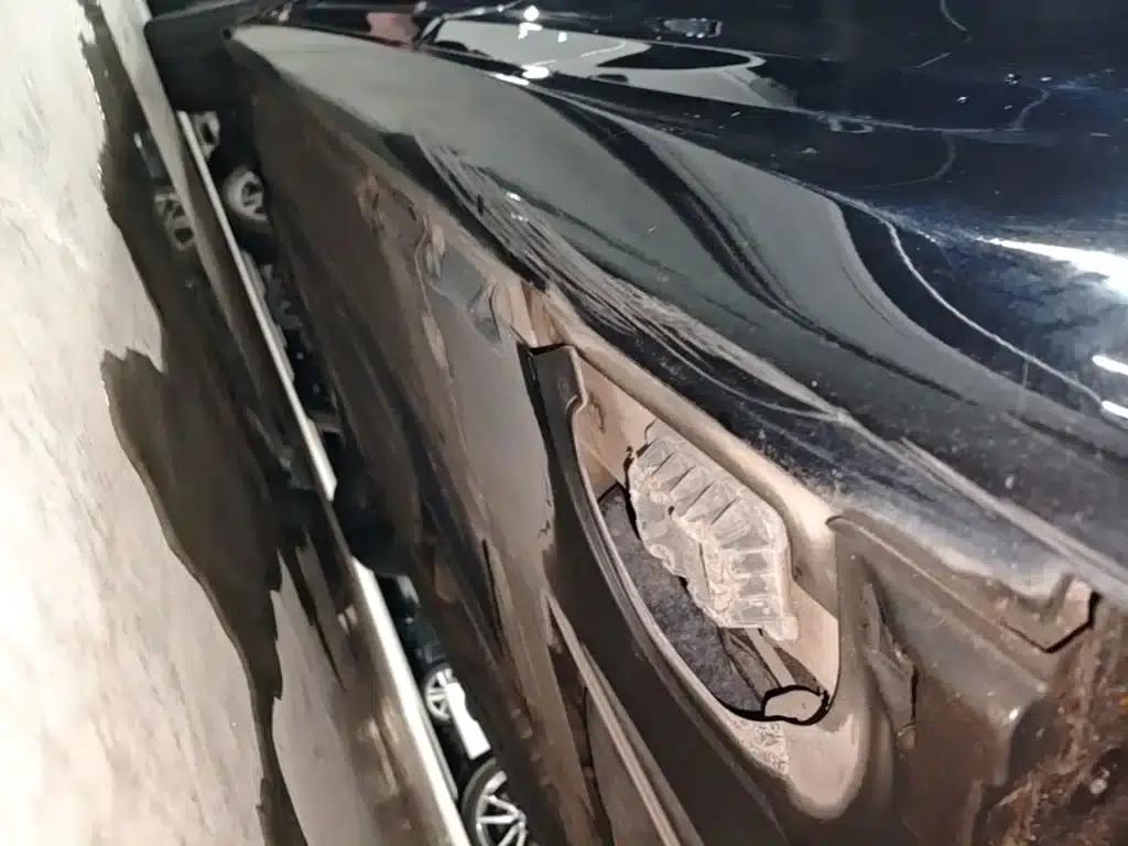 2018 BMW 5 Series 530Li Leading Edition M Sport Package — миниатюра 22